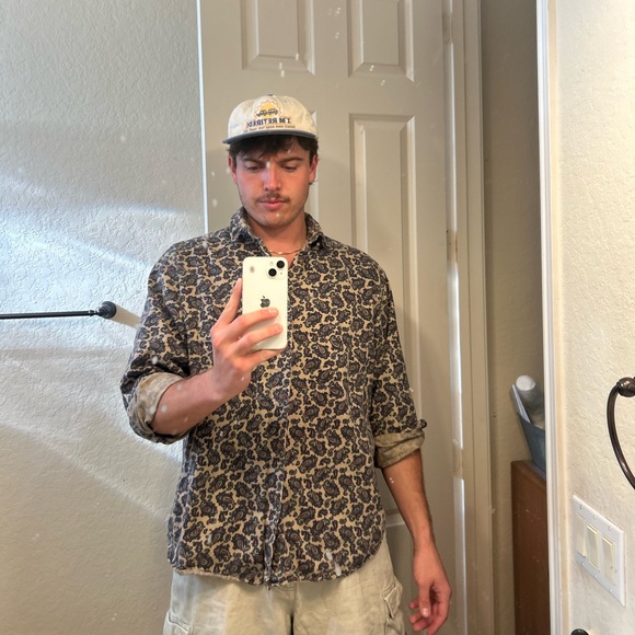 Meet your Posher, Zach - Picture 3 of 5